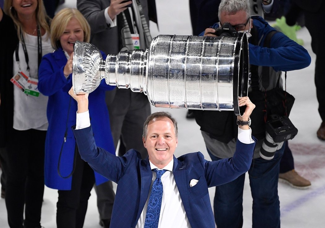 Trenér Jon Cooper, strůjce posledních dvou Stanley Cupů v Tampě Bay byl vybrán jako hlavní kouč Kanady pro olympiádu v Pekingu