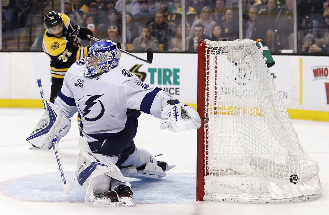 Na tuto střelu byl Andrei Vasilevskiy krátký.