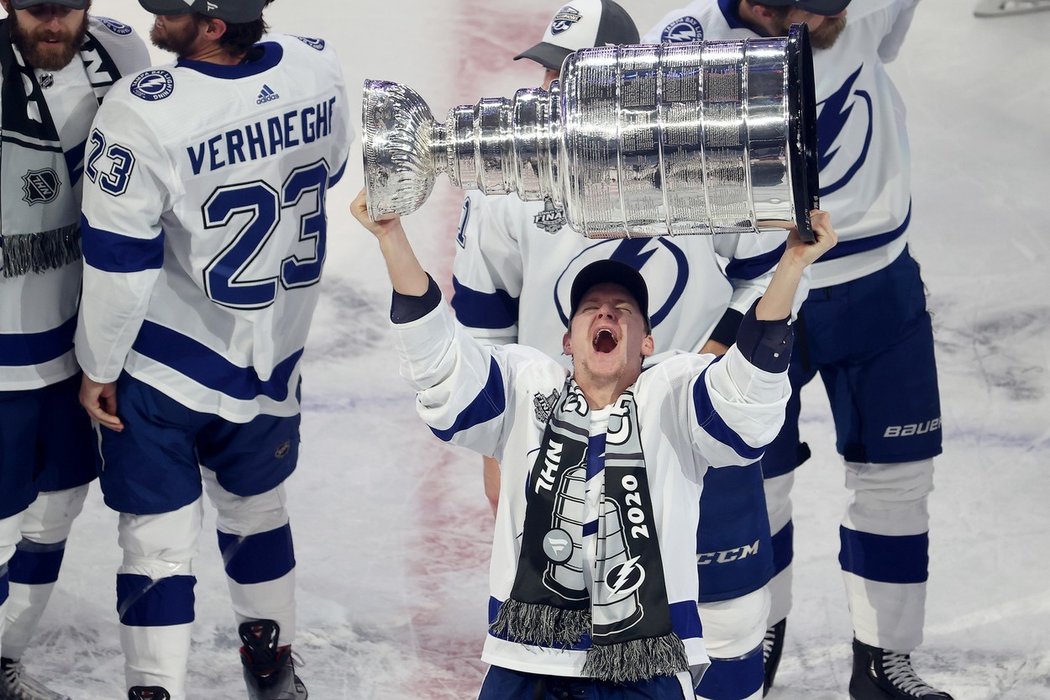 Z nejcennější hokejové trofeje na světě se mohl radovat i Ondřej Palát.