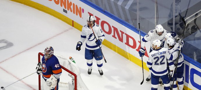 Tampa Bay je jedinou výhru od finále Stanley Cupu, přispěl i Ondřej Palát