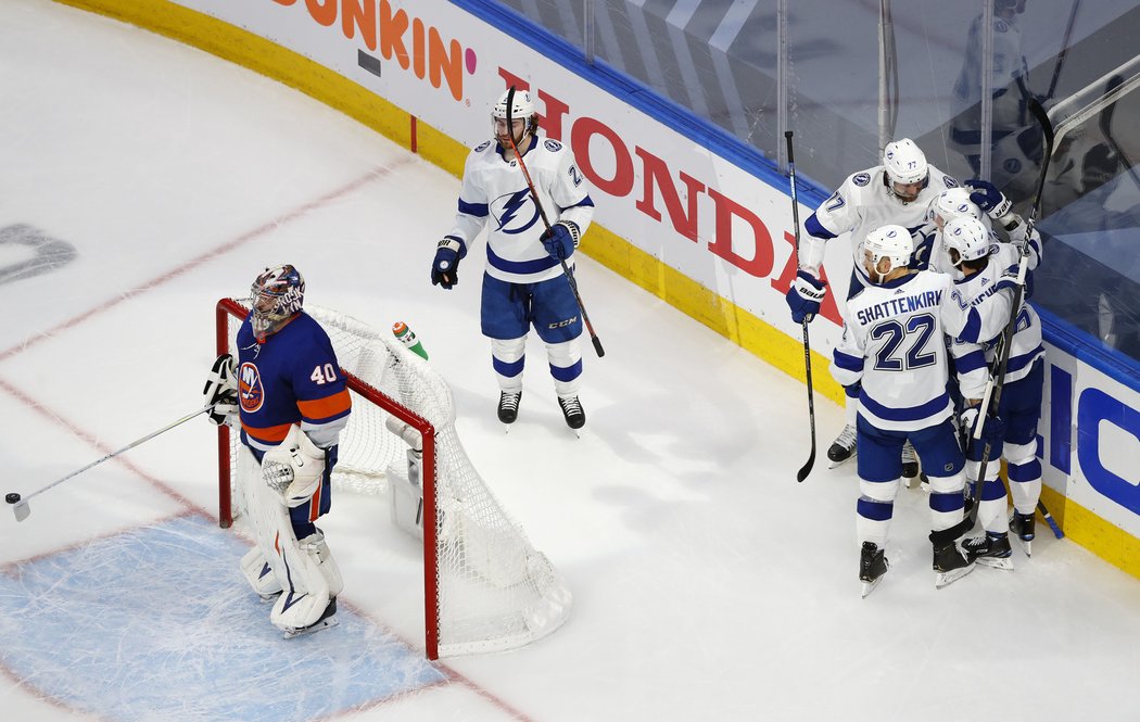 Tampa Bay je jedinou výhru od finále Stanley Cupu, přispěl i Ondřej Palát