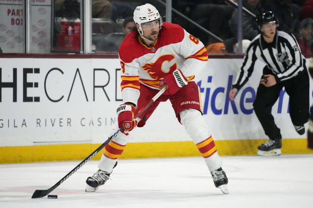 Chris Tanev jde z Calgary do Dallasu Chris Tanev jde z Calgary do Dallasu