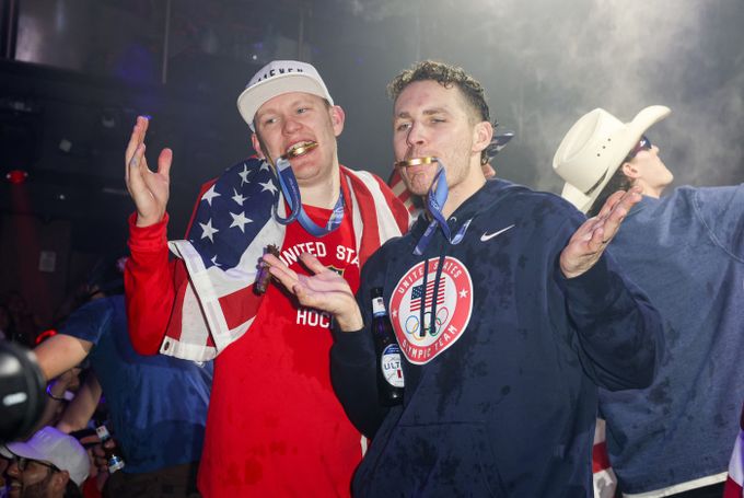 Zákulisí galaktické výměny: Tkachuk na Floridě, ale tím to nekončí. Loví se další obří ryby Zákulisí galaktické výměny: Tkachuk na Floridě, ale tím to nekončí. Loví se další obří ryby