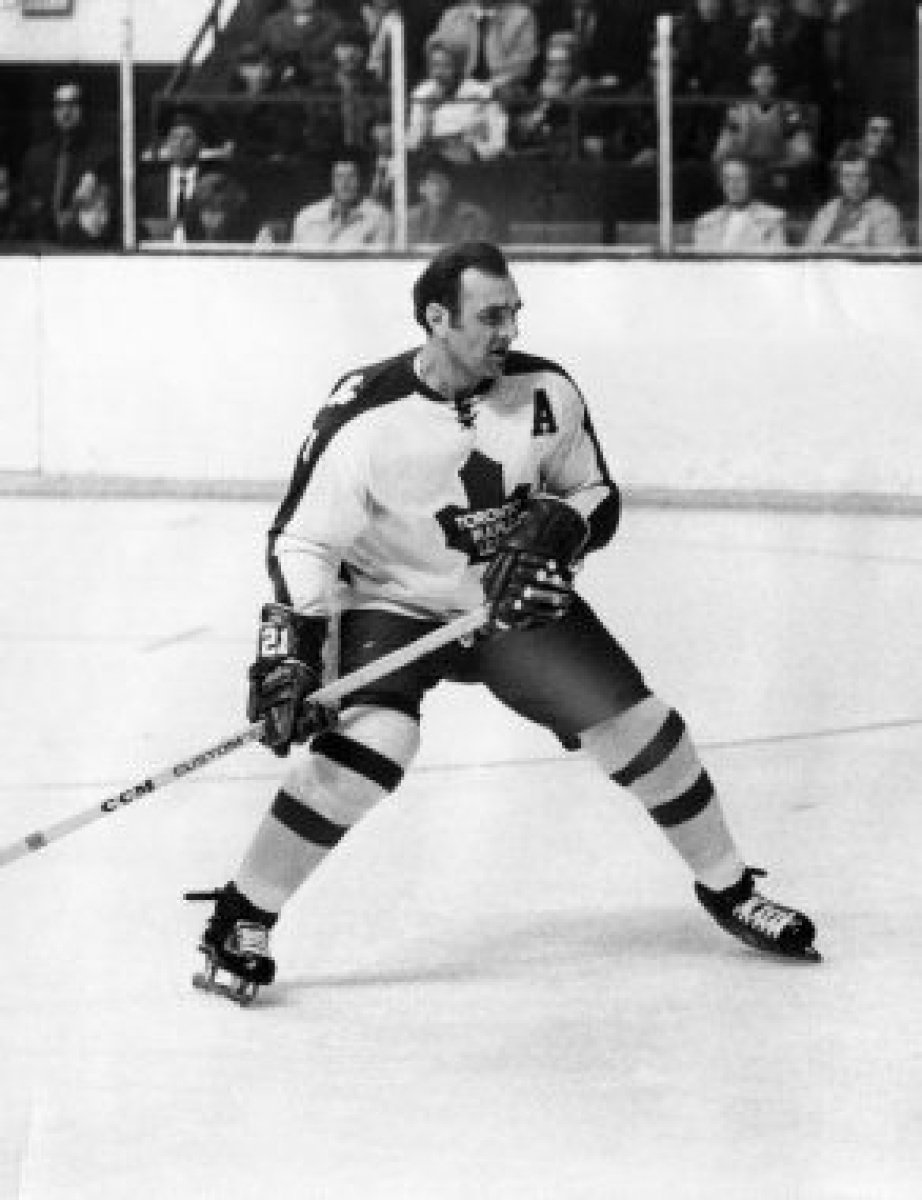 Bobby Baun za Maple Leafs odehrál více než deset sezon.