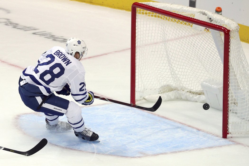 Connor Brown ví, že i takhle může vypadat první gól sezony