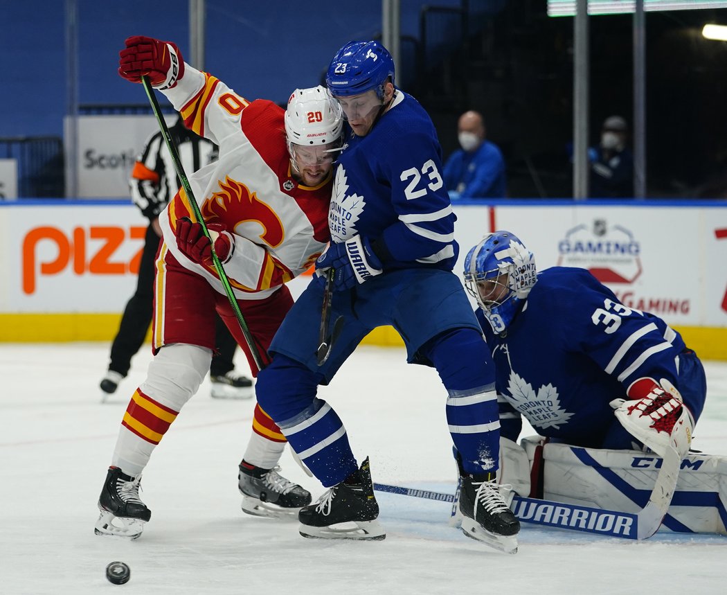 David Rittich při své premiéře za Toronto prohrál s Calgary