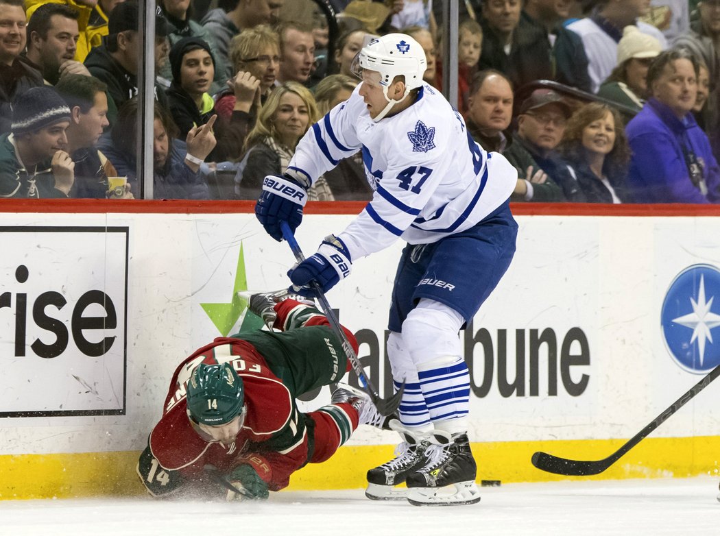 Leo Komarov patří k nejnepříjemnějším soupeřům v NHL