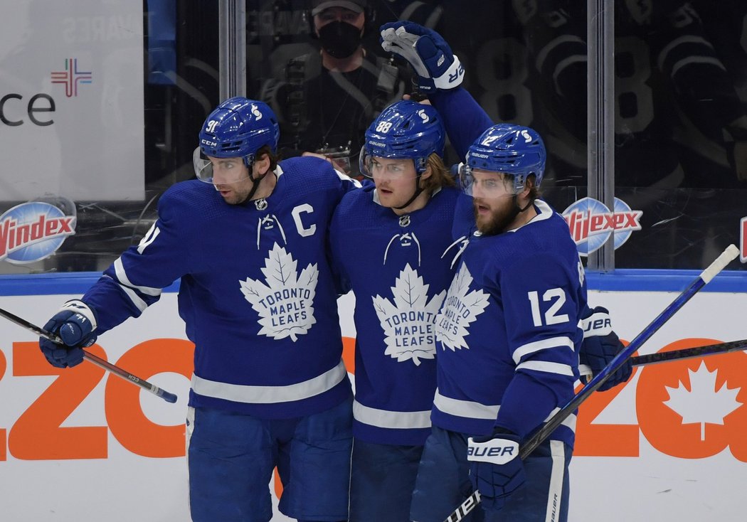 Toronto si zajistilo prvenství v divizi, které Maple Leafs slaví poprvé od roku 2000