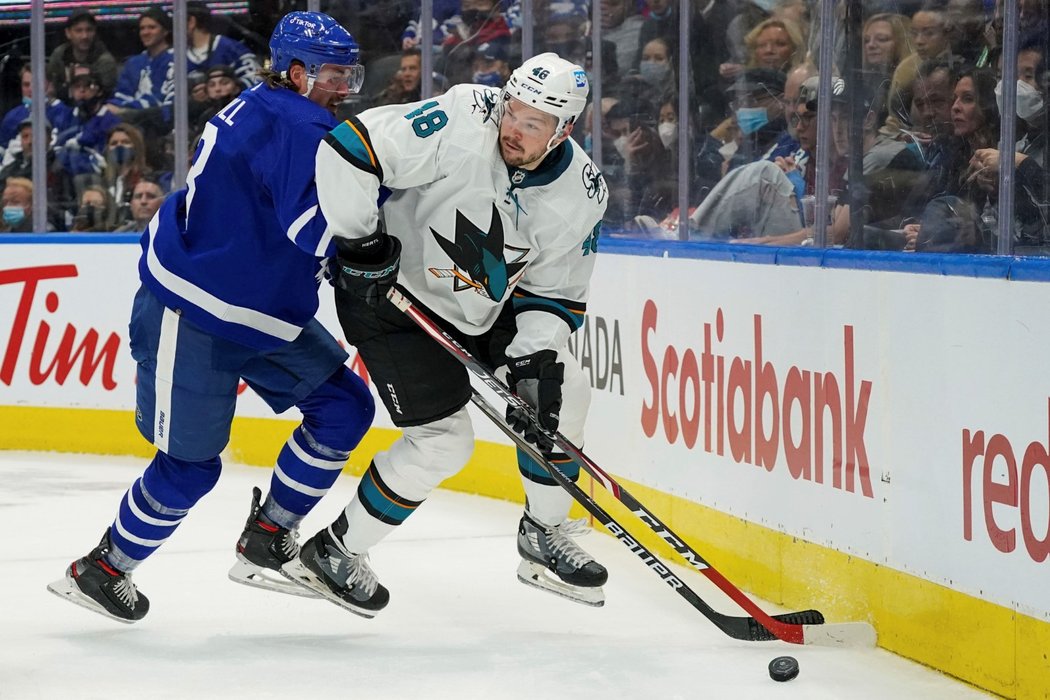 San Jose vyhrálo v Torontu 5:3, Tomáš Hertl si bod nepřipsal