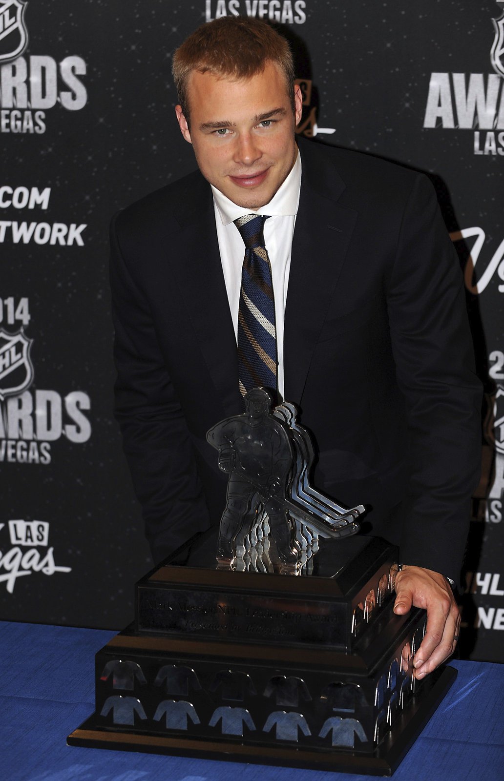 Kapitán letošních vítězů Stanley Cupu Dustin Brown si odnesl cenu za vůdcovské schopnosti.