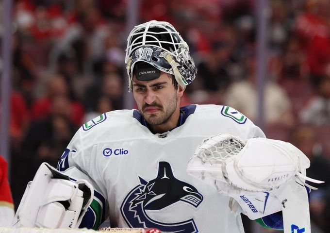 Zájem mělo i Dynamo, gólman ze zámoří dal přednost Kometě. Vezme Stezkovi post jedničky? Zájem mělo i Dynamo, gólman ze zámoří dal přednost Kometě. Vezme Stezkovi post jedničky?