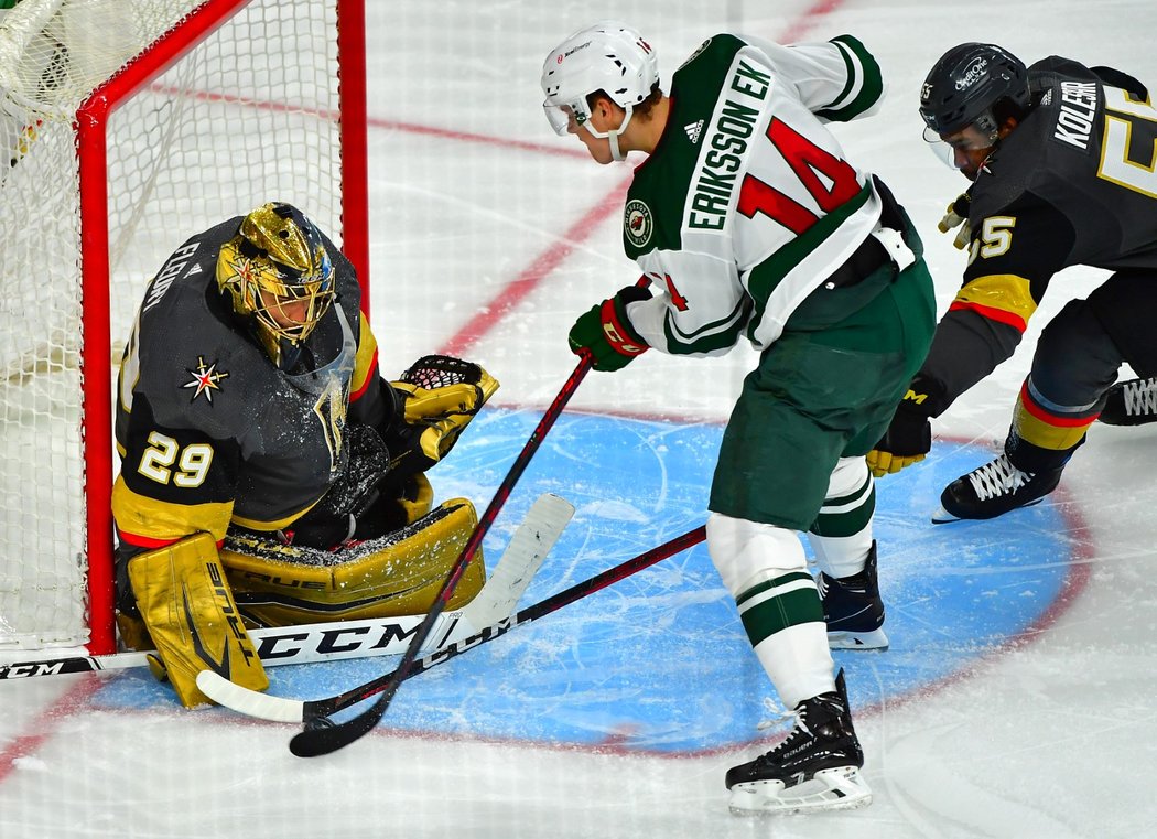 Hrdina Vegas Marc-André Fleury pochytal 29 střel Minnesoty