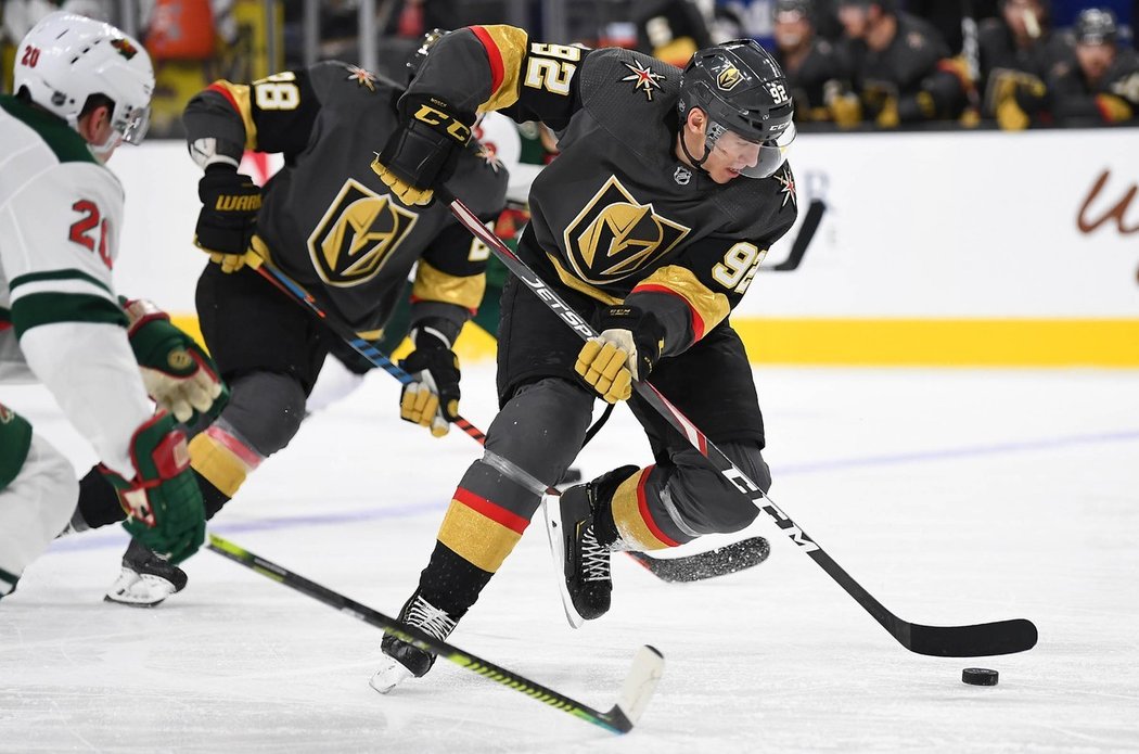 Tomáš Nosek válí v NHL v barvách Vegas Golden Knights