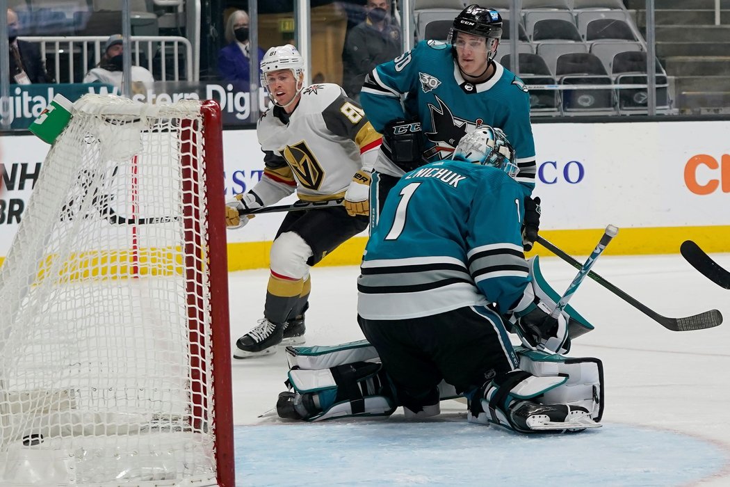 Hokejisté Vegas Golden Knights přejeli San Jose Sharks 6:0