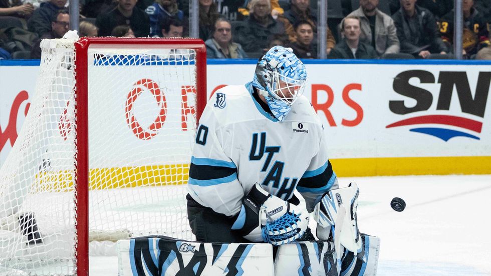 Brankář Utahu Karel Vejmelka