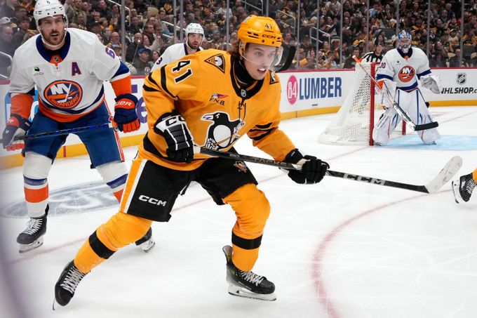 Nevídané! Pittsburgh dá přes půl miliardy hráči, co vstřelil dva góly. GM se hájí Nevídané! Pittsburgh dá přes půl miliardy hráči, co vstřelil dva góly. GM se hájí