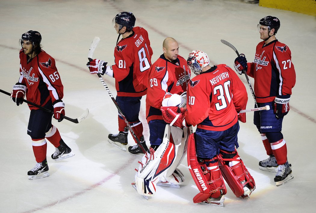 Neuvirth a Vokoun vytvořili v Capitals spolehlivou gólmanskou dvojici.