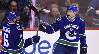 Vrbata nakopnul Vancouver, Rozsíval vymyslel přihrávku