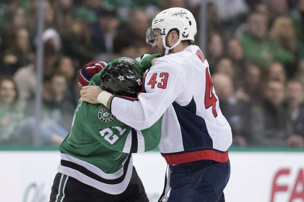 Tom Wilson si vyřizuje účty s Antoinem Rousselem