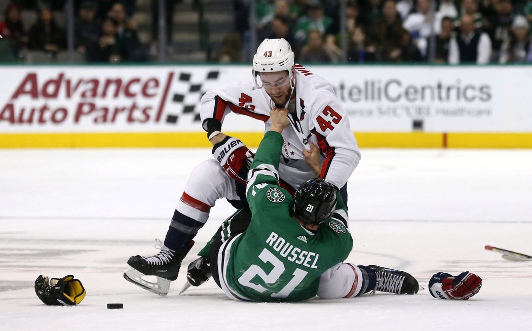 Tom Wilson si vyřizuje účty s Antoinem Rousselem