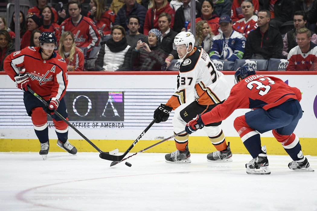 Radko Gudas zapsal proti Anaheimu dva kladné body a dvě střely na branku