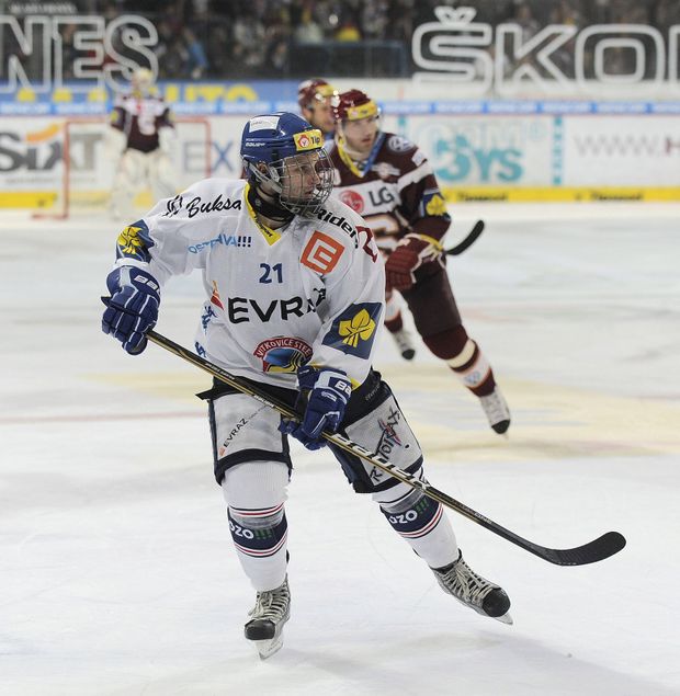Nathan Walker v době, kdy ještě jako junior nastupoval v extralize za Vítkovice Nathan Walker v době, kdy ještě jako junior nastupoval v extralize za Vítkovice