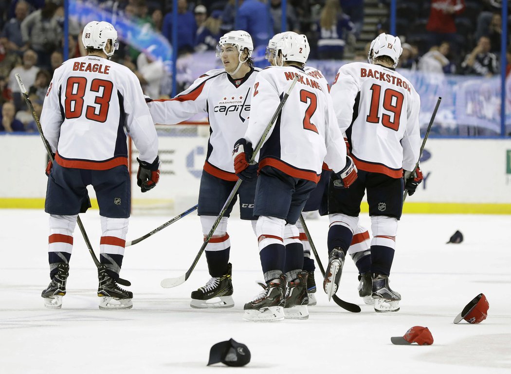 T.J. Oshie trefil proti Tampě hattrick