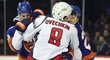 Na Alexandra Ovečkina si vyšlápli hned dva hráči Islanders