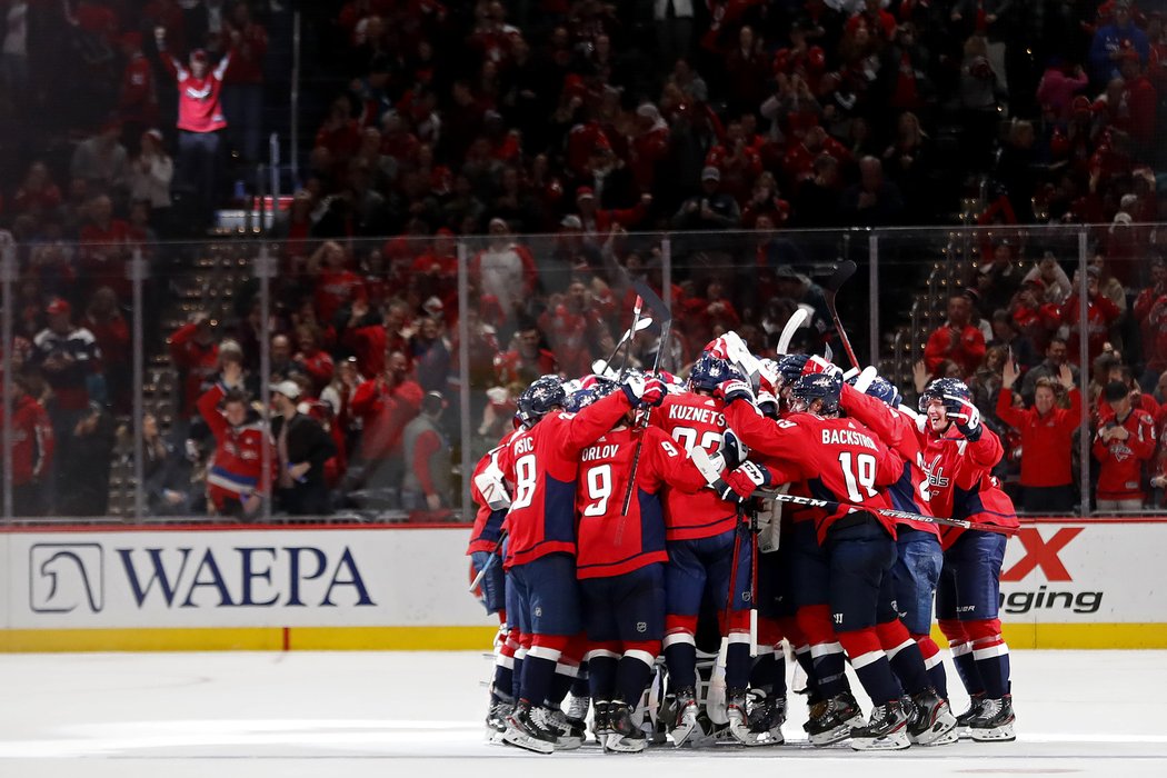 Capitals slaví obrat proti Sharks