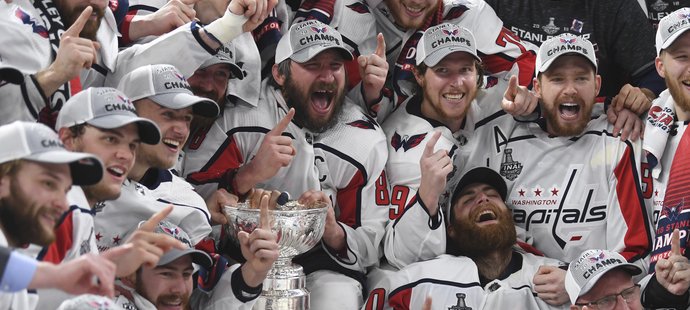 Washington Capitals slaví první Stanley Cup v historii