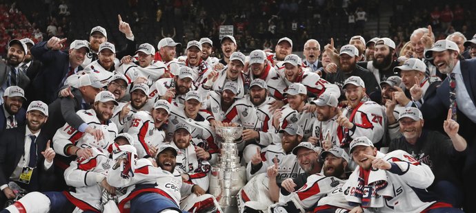 Hokejisté Washingtonu Capitals jsou vítězi Stanley Cupu pro rok 2018