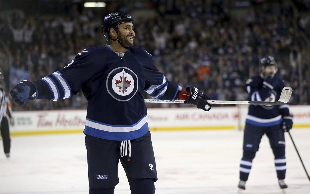 Dustin Byfuglien