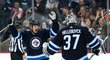 Hokejisté Winnipegu slaví vítězství v nájezdech nad Philadelphií