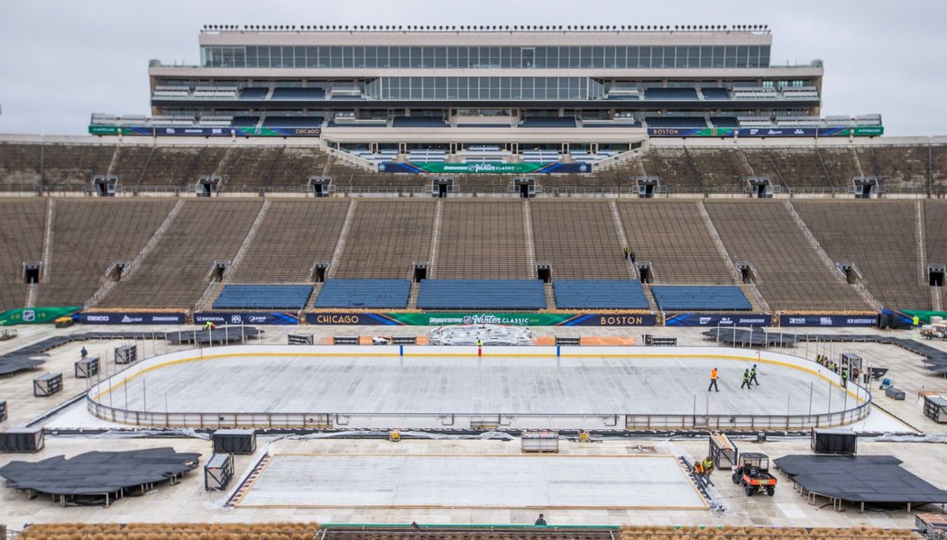 Notre Dame Stadium ve státě Indiana byl otevřen už v roce 1930, pojmout by měl necelých 80 tisíc fanoušků