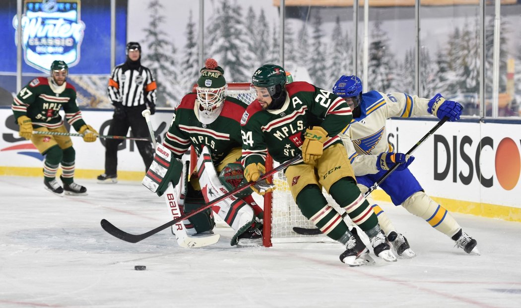 Winter Classic 2022 v Minneapolis