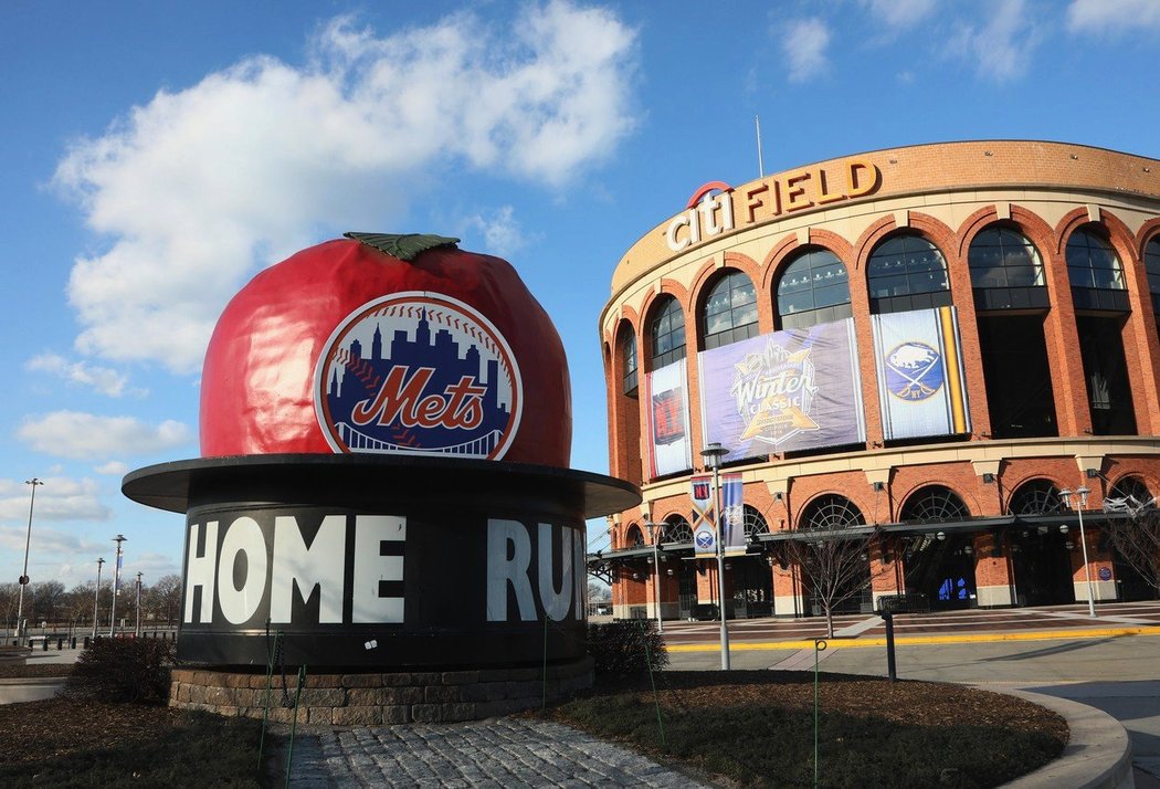 Baseballový stadion Citi Field byl vystavěn v roce 2006, je domovem New Yorku Mets