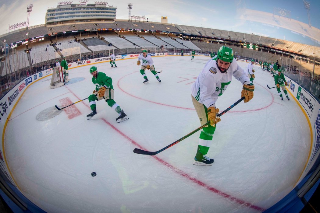 Roman Polák je jedním ze dvou Čechů, kteří by se měli letos ukázat ve Winter Classic, tím druhým je jeho spoluhráč Radek Faksa