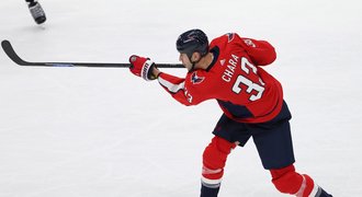 Zdeno Chára nekončí. Podepsal další kontrakt v NHL, tentokrát v New Yorku