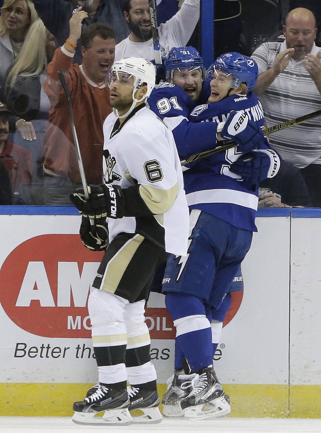 Vladislav Naměstnikov dal svůj premiérový hattrick v NHL do sítě Pittsburghu