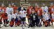 Jedenáctiletý Jan Jakeš porazil leukémii a zatrénoval si s českou hokejovou reprezentací