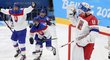 Slovenští hokejisté slaví postup přes USA, Češi balí kufry