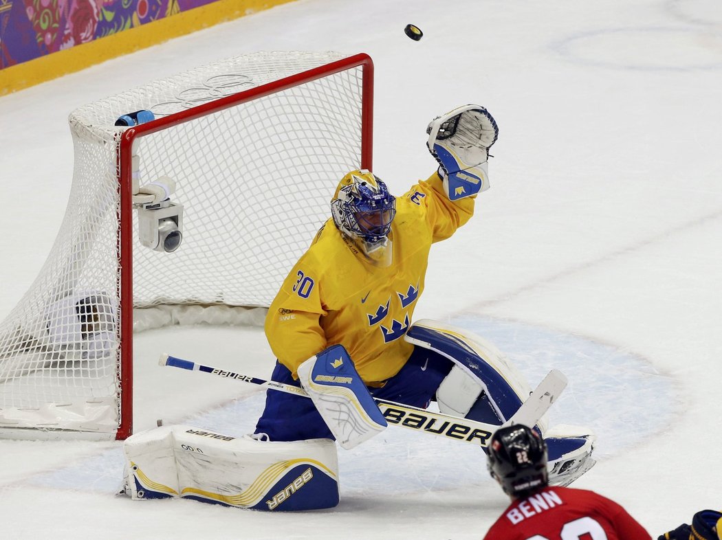 Velkou šanci měl v první třetině i Jamie Benn.