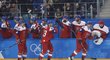 Český tým slaví první gól proti Švýcarsku