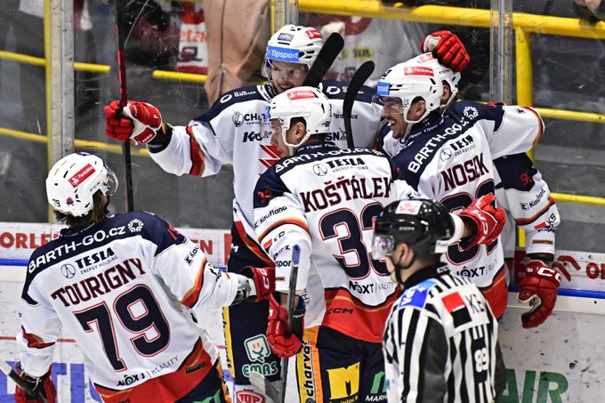 Šup sem, šup tam a bum! Pardubice vodily v přesilovkách Litvínov. Ten potřeboval branky na ragby Šup sem, šup tam a bum! Pardubice vodily v přesilovkách Litvínov. Ten potřeboval branky na ragby
