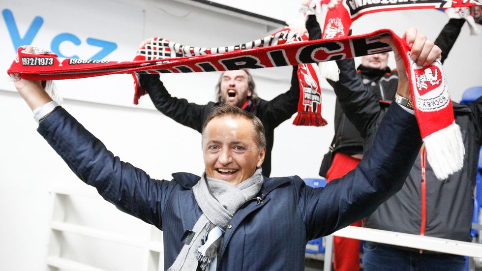 Petr Dědek podpořil Pardubice osobně i v rozhodujícím duelu v Brně