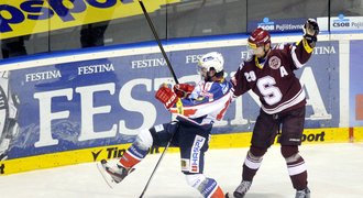 VIDEO: Všechny góly! Pardubice nestačily na Spartu, Vítkovice vyhrály derby