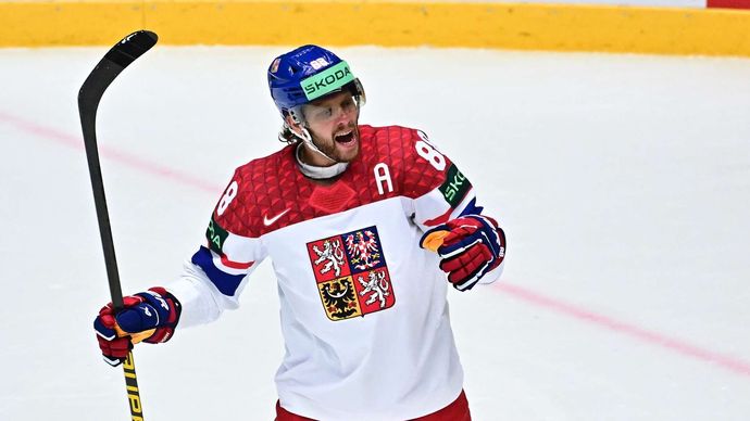 David Pastrňák poosmé vyhrál Zlatou hokejku