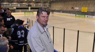 Zacha starší: Upínáme se na to, aby Pavel hrál NHL už první rok