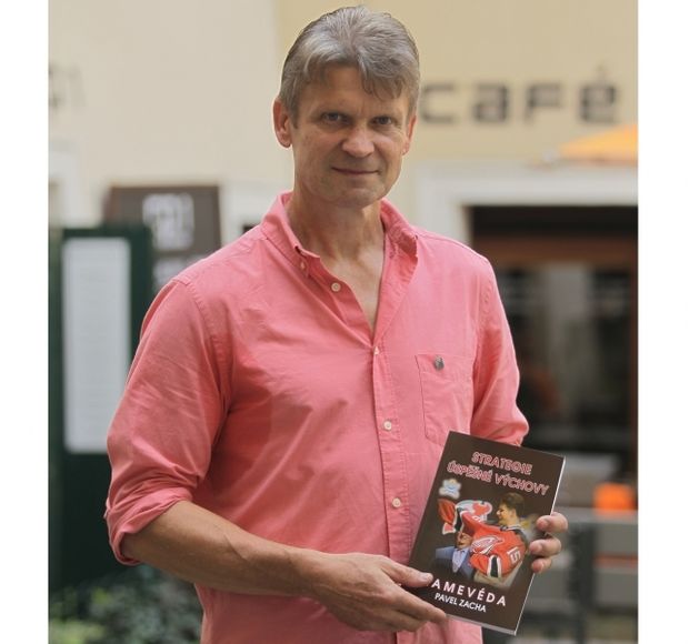 Pavel Zacha starší začal s rozvojem syna velmi brzy Pavel Zacha starší začal s rozvojem syna velmi brzy