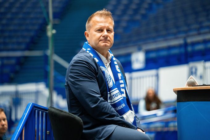 Majitel Pavlík na debatě s fanoušky: Konstruktivní i kritické věci. Všem nám jde o Vítkovice Majitel Pavlík na debatě s fanoušky: Konstruktivní i kritické věci. Všem nám jde o Vítkovice
